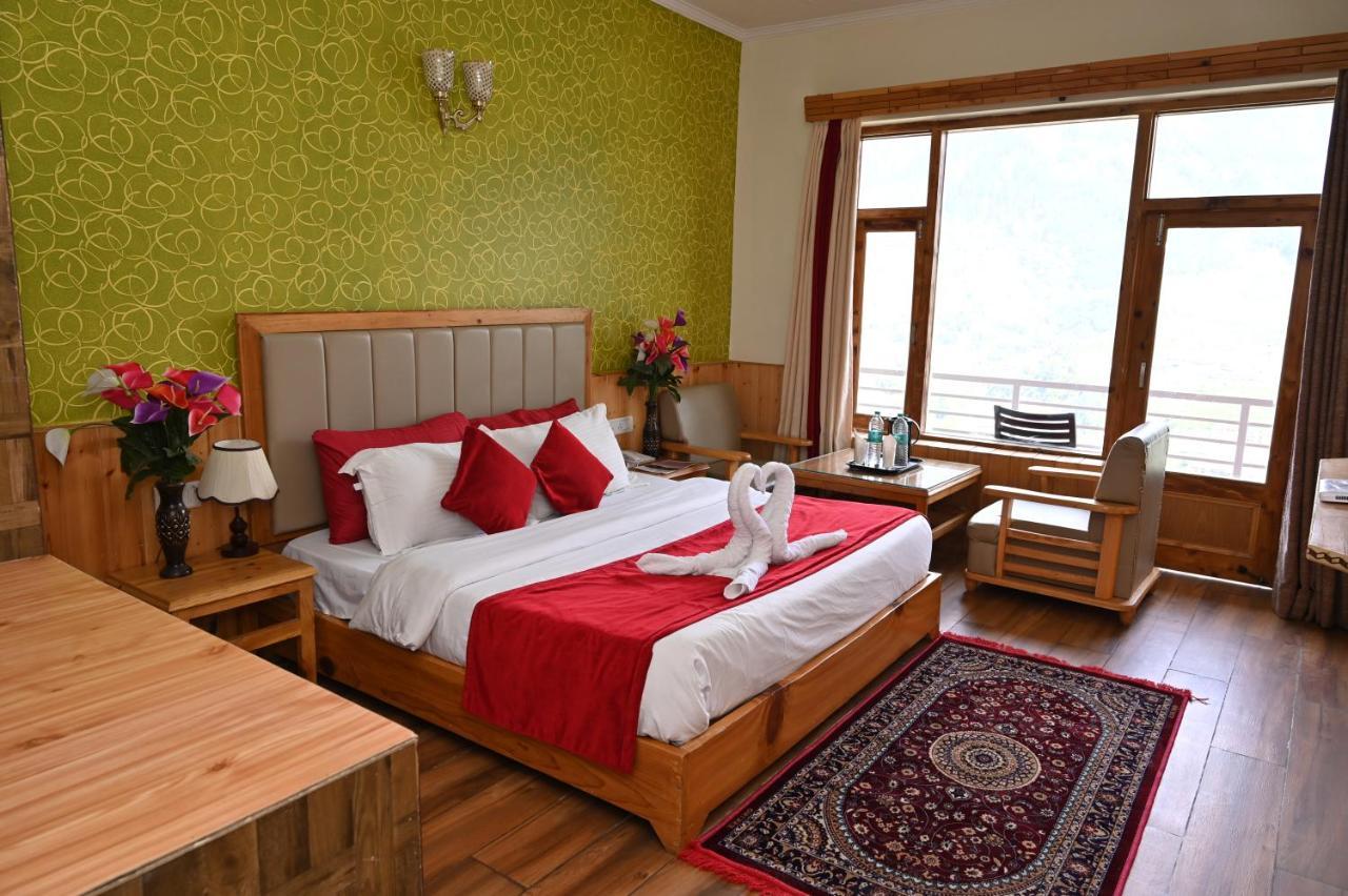 Hotel Seven Hills Manali Екстер'єр фото